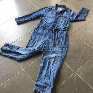 Comfy Denim jumpsuit!